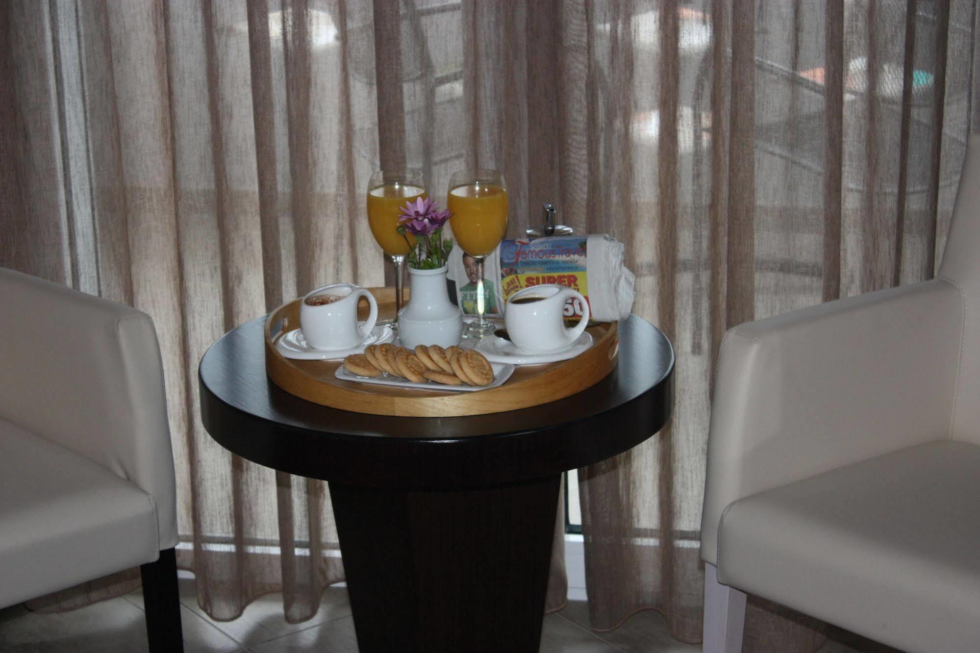 Hotel Cariatis Nea Kallikrateia エクステリア 写真