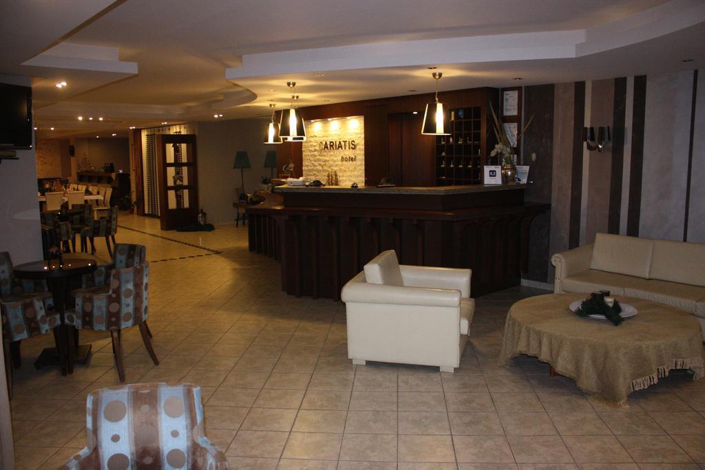 Hotel Cariatis Nea Kallikrateia エクステリア 写真